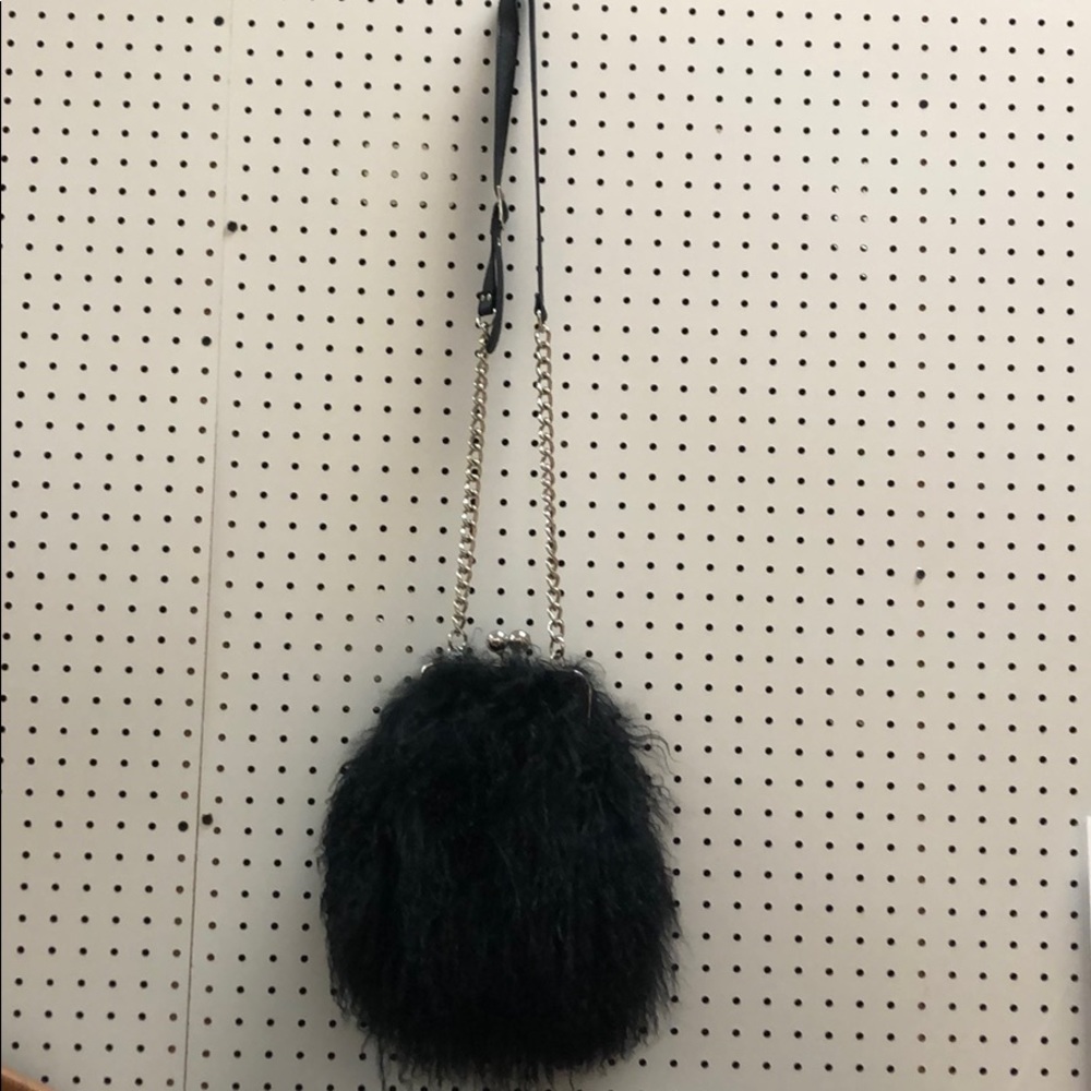 Iris Apfel -  Rara Avis Extinctions